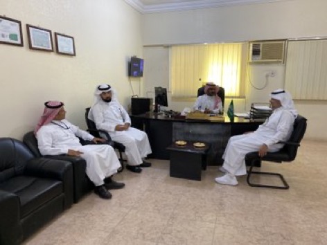 مدير عام فرع وزارة التجارة بمنطقة مكة المكرمة يزور الجمعية